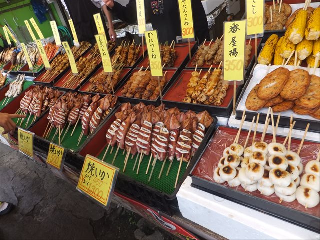 寺泊魚の市場通り